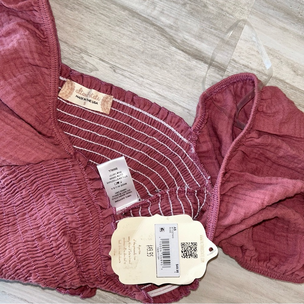 NWT Altar'd State Smocked Puff Sleeve Crop Top - Picture 3 of 3